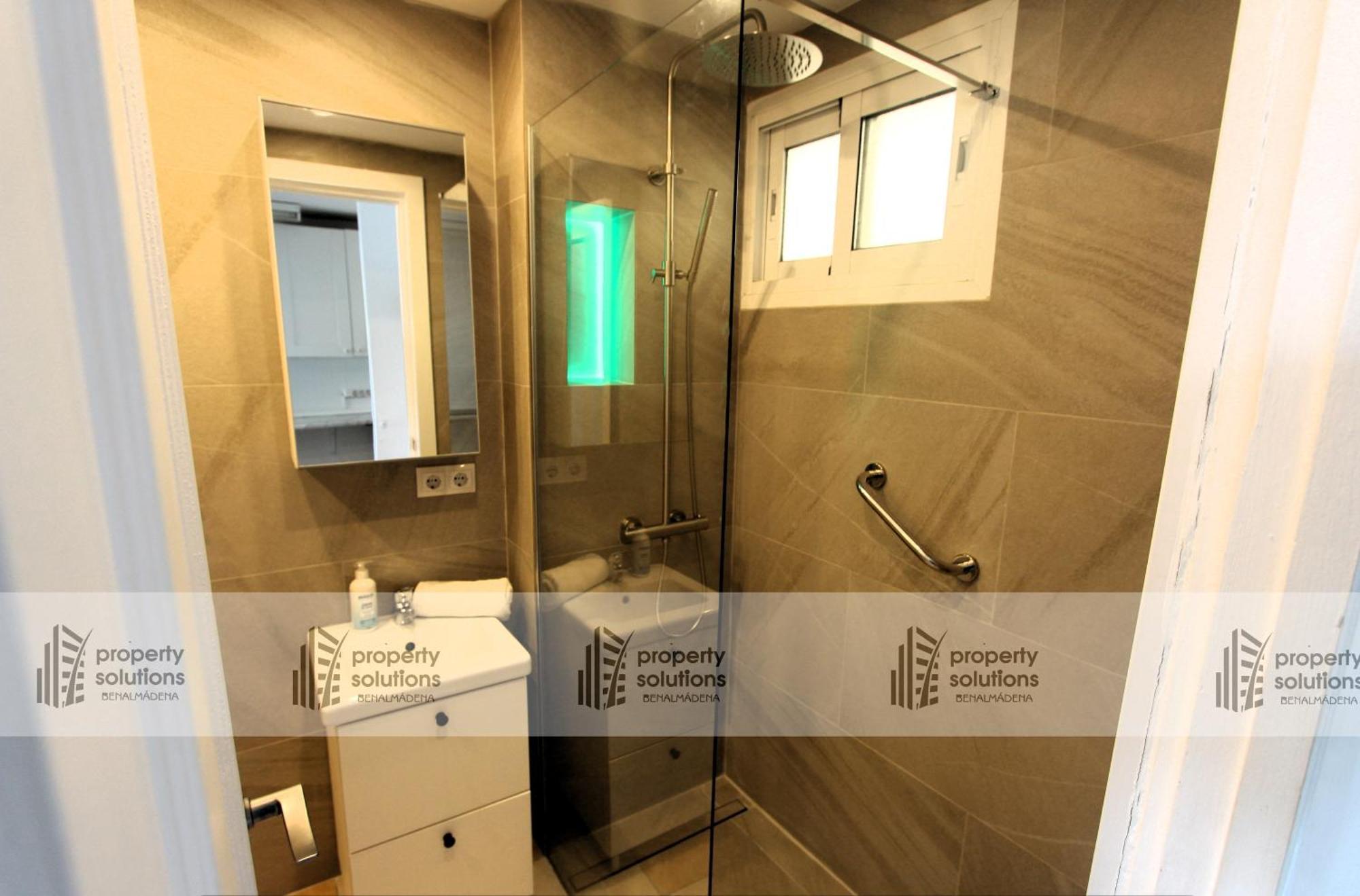 427 Estudio En Jupiter Apartamentos - Vista A La Piscina, El Mar Y Las Montana Бенальмадена Экстерьер фото